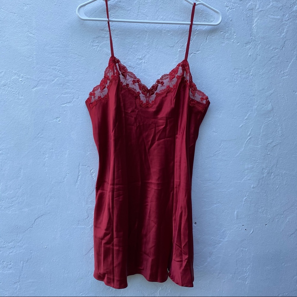 NWT Victoria’s Secret satin slip pajama size L